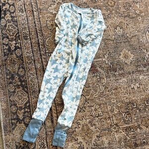 Dreamland baby convertible sleeper